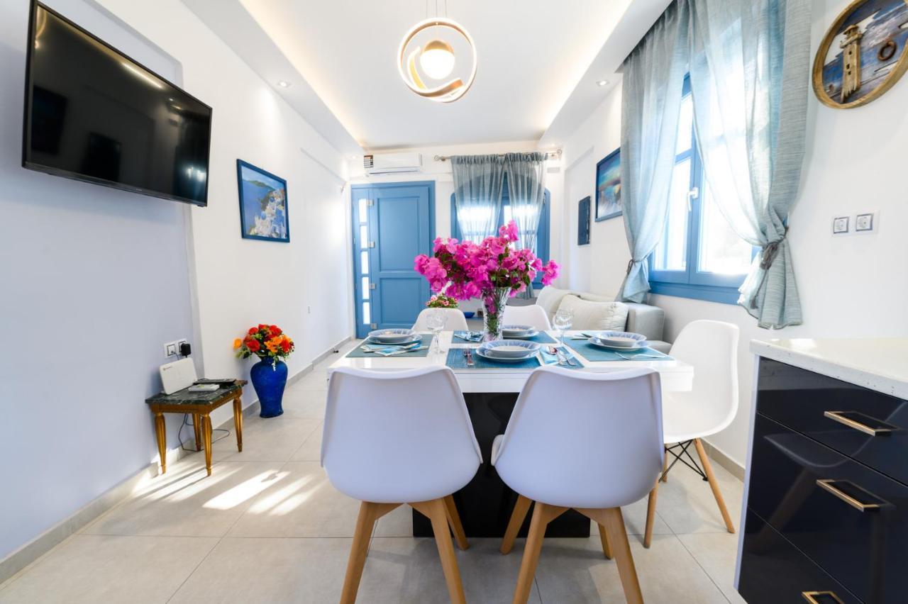 Located By The Sea One Beachfront Private Captain Lazaros Pool Villa With Loft In 750Sqm Spacious Private Plot-Jacuzzi-Sunrelax-Furnished Terace-Gazebo-Private Parking,Sleep 3 Adults And 2 Children, Just Steps From The Black Beach-Seaview Perissa  Exterior foto